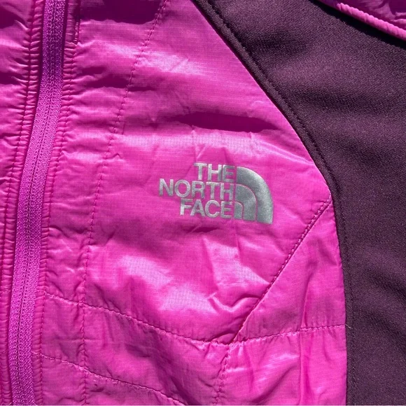 The North Face Flight Series lightweight hybrid jacket - Picture 3 of 5
